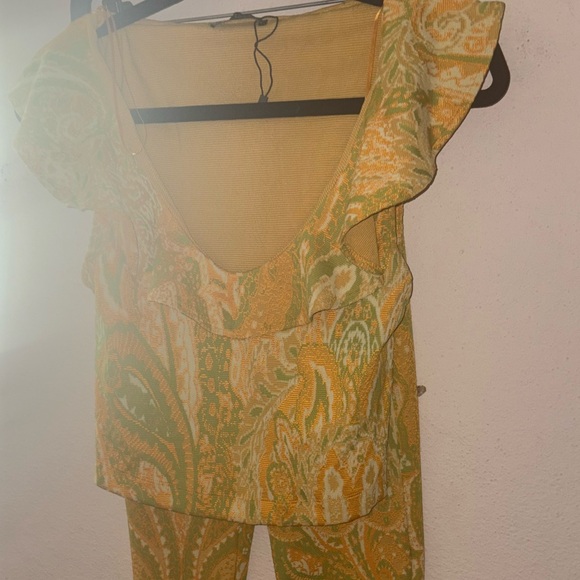 Zara Tops - Zara Multicolor Paisley Two-Piece set